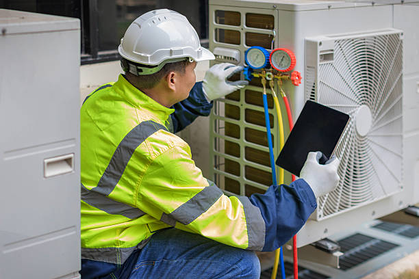 Professional Hvac technician working in Milford, MI